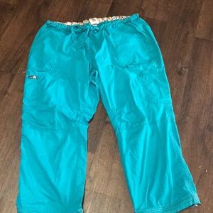 Koi scrub pants 3 XL petite ,teal color